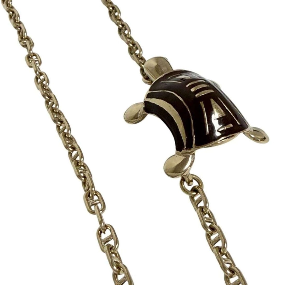 Celine Women's Long Chain Necklace, Turtle Design, 100cm: --- Catalog ---Category: SizeNeck Circumference: 100 cm / 39.36''Category: DesignGender: WomenMaterial: MetalNecklace Type: NecklaceCategory: GeneralBrand: Celine--- Item List ---Section: ConditionRan