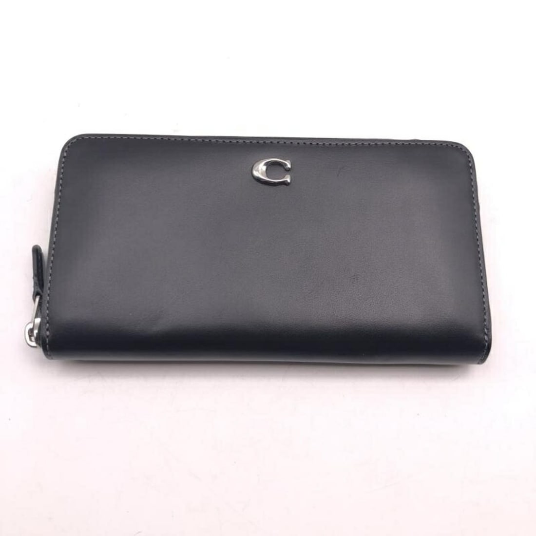 COACH Accordion Zip Wallet CR548 Black: --- Catalog ---Category: SizeSize (HxWxD): 10.5cm x 19cm / 4.13'' x 7.48''Category: DesignType: Long wallet (bi-fold)Color: BlackGender: MenCategory: GeneralBrand: Coach--- Item List ---Section: