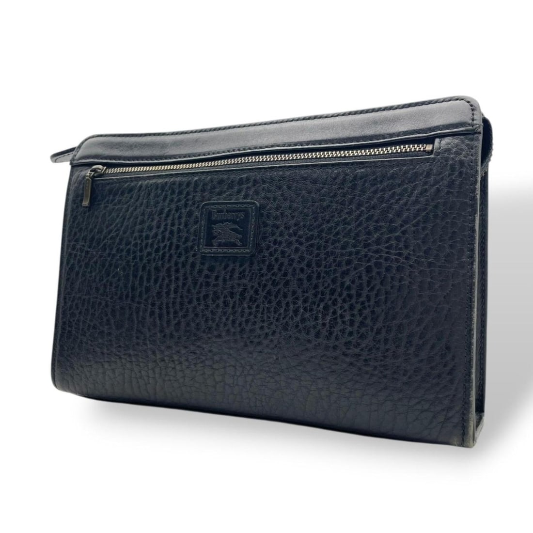 Burberry clutch bag, leather, black, Nova Check, Shadow Horse pattern, men's, S92: --- Catalog ---Category: SizeSize (HxWxD): 17cm x 24cm x 7cm / 6.69'' x 9.44'' x 2.75''Category: DesignType: Clutch bagColor: BlackGender: MenMaterial: Leather Category: GeneralBrand: Burberry--- Item
