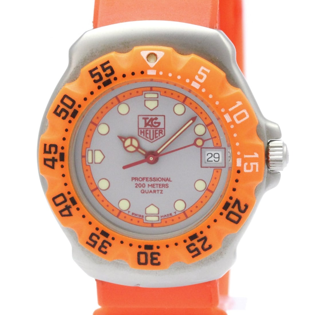 TAG HEUER Formula 1 Stainless Steel Quartz Mid Size Watch 373.513: --- Catalog ---Category: SizeCase Diameter: 34mm / 1.34''Category: DesignType: WristwatchStyle: SportGender: BoysColor (Dial): GrayMaterial (Band): RubberMaterial (Case): Stainless steelCategory: Gene