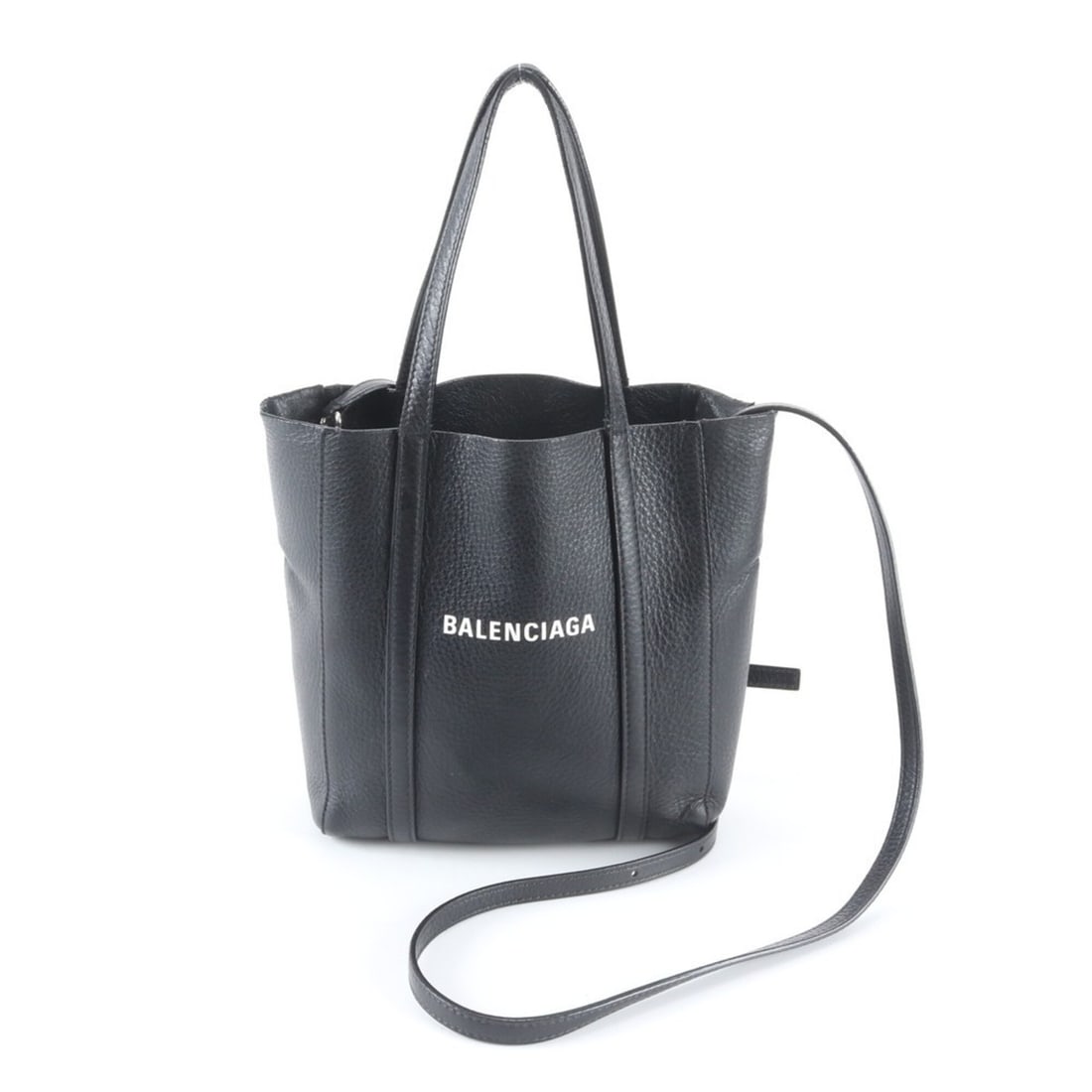 Balenciaga Everyday Tote Bag XXS Leather 2-Way Shoulder Crossbody Brown Women's: --- Catalog ---Category: SizeSize (HxWxD): 20cm x 18cm x 9cm / 7.87'' x 7.08'' x 3.54''Category: DesignType: Shoulder bag, Tote bagColor: BlackGender: WomenMaterial: Leather Category: GeneralBrand: Ba