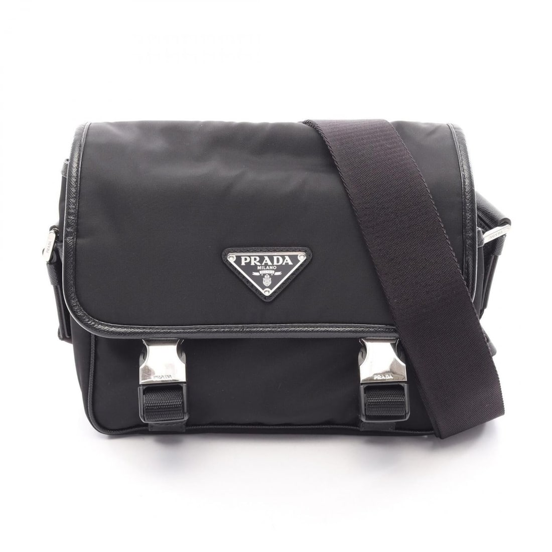 Prada RE-NYLON TESSUTO+SAFFIANO Shoulder Bag/Handbag, Nylon & Saffiano Leather, Men's, Black, 2VD034: --- Catalog ---Category: SizeSize (HxWxD): 17cm x 20cm x 5.5cm / 6.69'' x 7.87'' x 2.16''Category: DesignType: Handbag, Shoulder bagColor: BlackGender: MenMaterial: Nylon , Leather Leather/Fur Type: S