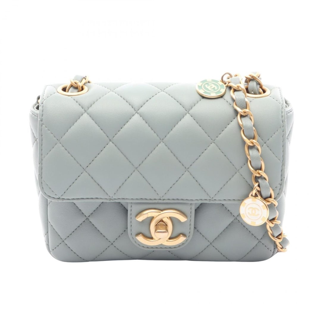 Chanel Mini Matelassé Shoulder Bag/Handbag, Lambskin Leather, Women's, Green, AS3738: --- Catalog ---Category: SizeSize (HxWxD): 12cm x 16cm x 4cm / 4.72'' x 6.29'' x 1.57''Category: DesignType: Handbag, Shoulder bagColor: GreenGender: WomenMaterial: Leather Leather/Fur Type: LambskinC