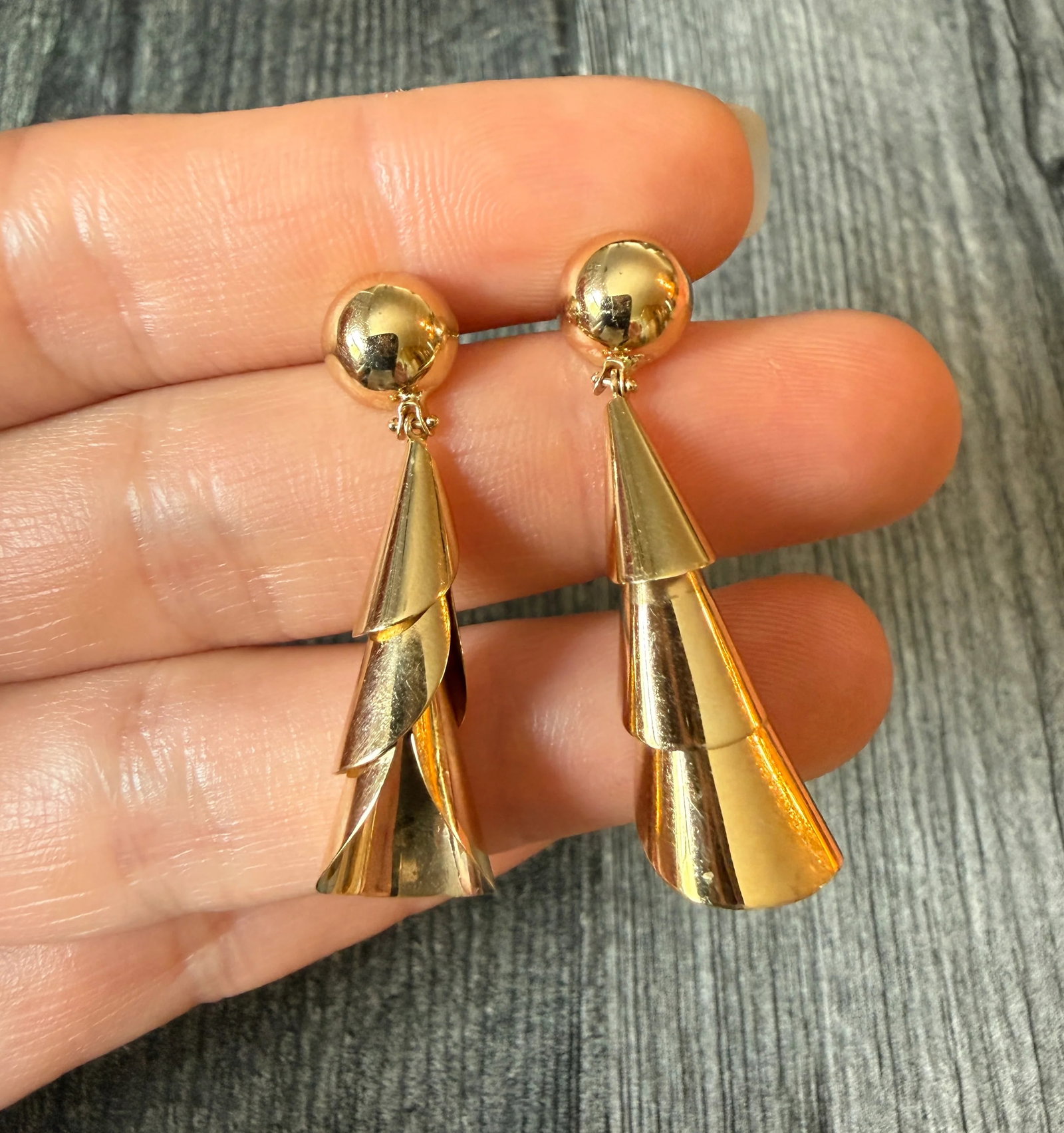 Multi-Tiered Conical Drop Earrings in 14K Gold: Metal: 14K Yellow Gold Weight: 4.9 gramsMeasurement: 1.7 inches long Markings: "85 ITALY"Condition: In good condition with some minor surface wearFollow us on Instagram @alphaomegajewelry for the