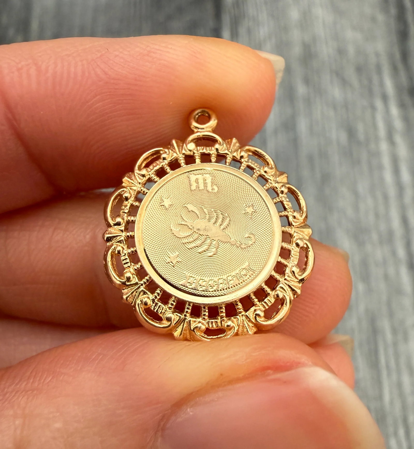 Vintage 14K Gold Scorpio Zodiac Charm (1 of 1)