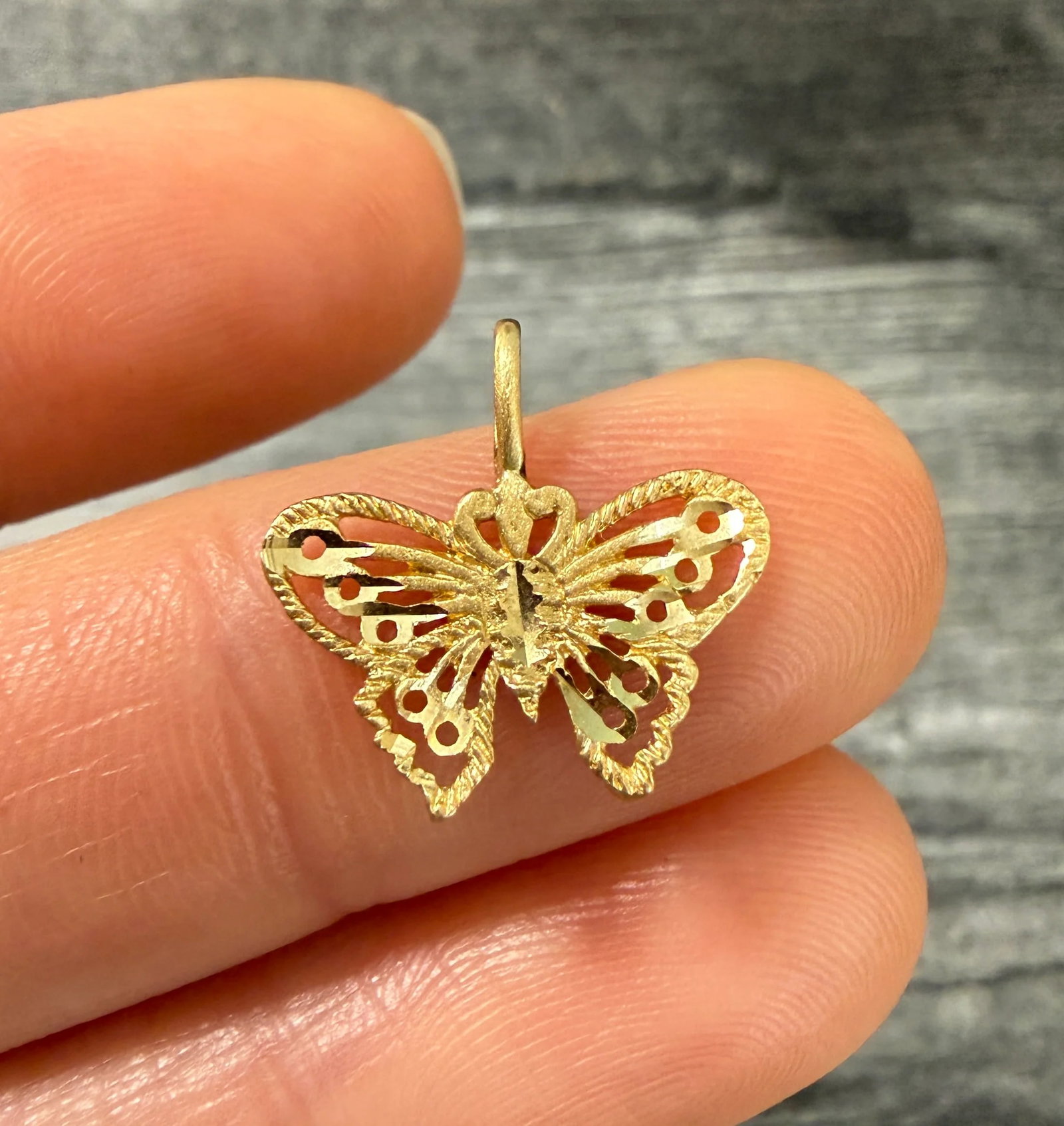 Vintage 14K Gold Butterfly Charm: Metal: 14K Yellow Gold Weight: 0.6 gramsMeasurements: 0.45 inches long by 0.65 inches wide Markings: NoneCondition: In very good condition with some minor surface wear consistent with age. Follow us o