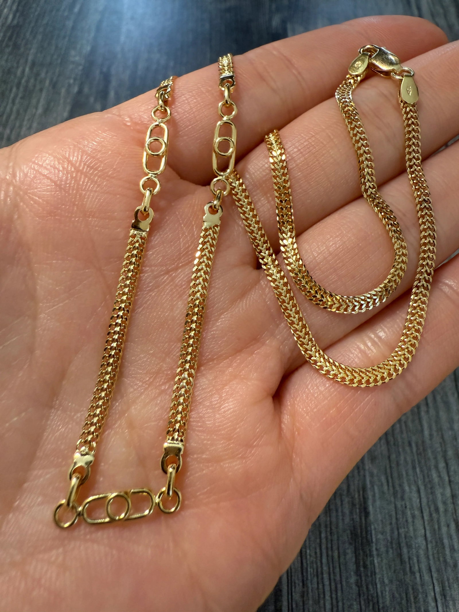 Flat Double Curb Link and Oval Station 18K Gold Chain (1 of 1)