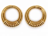VAN CLEEF & ARPELS 18K Yellow Gold Circle Clip Earrings: Authentic designer signed estate earrings by Van Cleef & Arpels, featuring an elegant open circular design in rich 18K yellow gold.