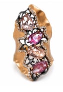 18K Yellow Gold Sapphire & Diamond Ring: Fine estate ring meticulously worked in 18K yellow gold, showcasing a rich blue sapphire accented by diamonds.