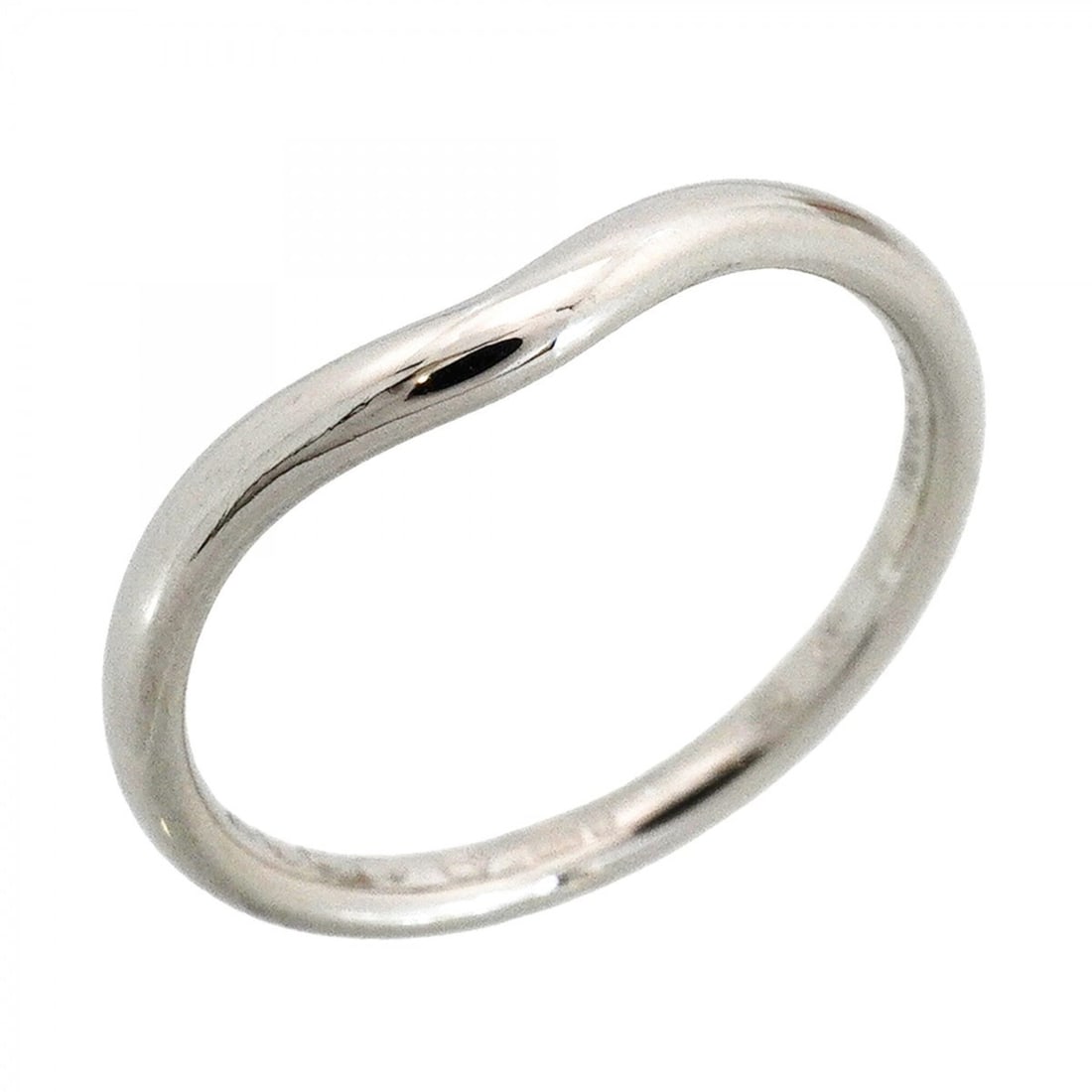 Tiffany & Co. Curved Band Ring, Pt950 Platinum, Size 15, Men's/Women's: --- Catalog ---Category: SizeJP Size: 15US Size: 7.5Category: DesignType: Band ringGender: Men,WomenMaterial: Platinum 950Category: GeneralBrand: Tiffany--- Item List ---Section: ConditionRanking: Ran