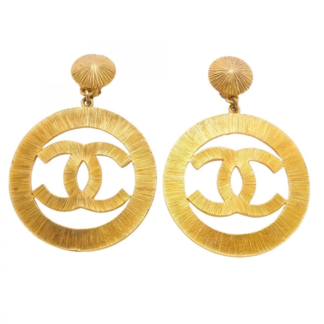 Chanel Earrings, Coco Mark Circle, GP Plated Gold, Women's: --- Catalog ---Category: SizeSize (HxWxD): 90.50mm x 60.90mm / 3.56'' x 2.40''Category: DesignType: Clip earringsColor: GoldGender: WomenMaterial: Gold platingCategory: GeneralBrand: Chanel--- Item Li