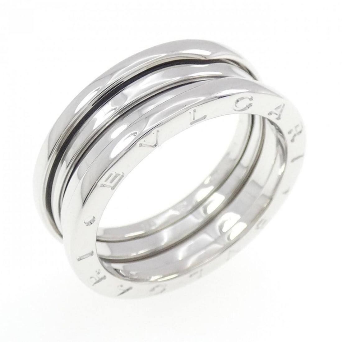 Bvlgari B.zero1 3-band ring: --- Catalog ---Category: SizeUS Size: 10Brand Size: 60Category: DesignType: Band ringColor: White goldGender: Women,MenMaterial: White gold (18K)Category: GeneralBrand: Bvlgari--- Item List ---Section