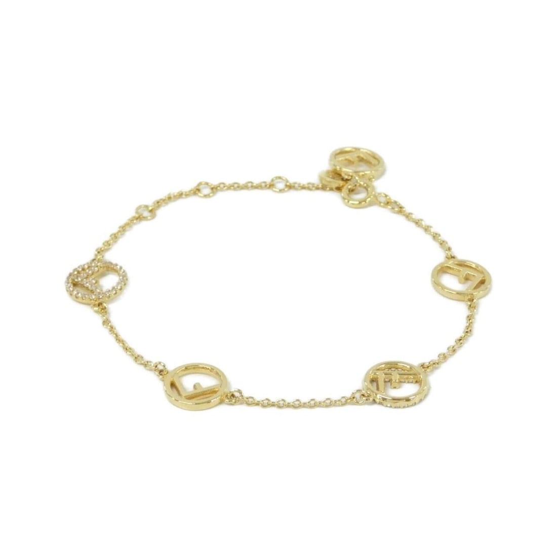 Fendi 8AG736 6DM Bracelet: --- Catalog ---Category: SizeLength: 15.5cm - 19.5cm / 6.1'' - 7.67''Category: DesignType: Charm braceletColor: Clear, GoldGender: WomenCategory: GeneralBrand: FendiModel: 8AG736 6DM--- Item List ---S