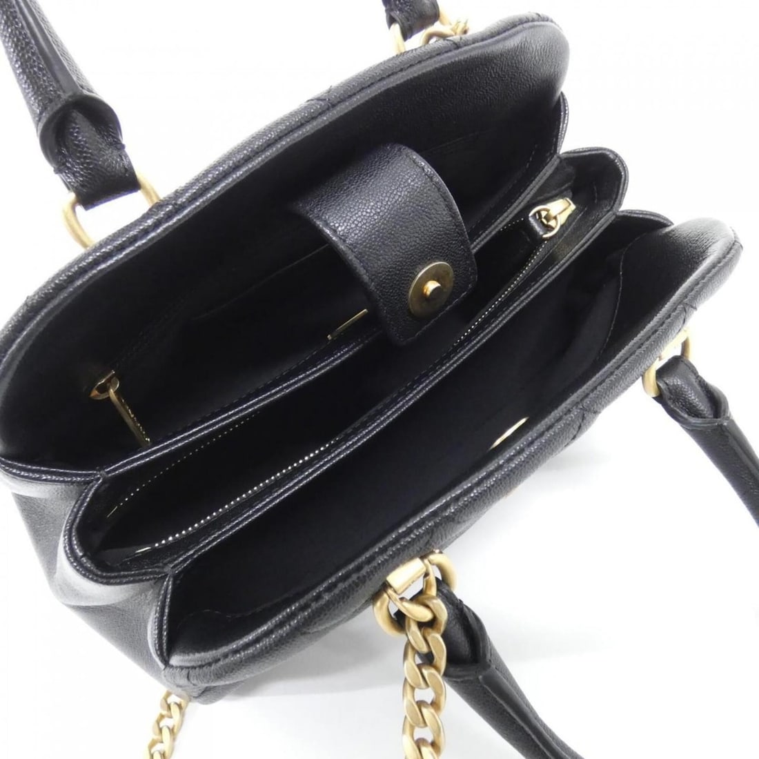 Chanel AS3893 handbag - 8