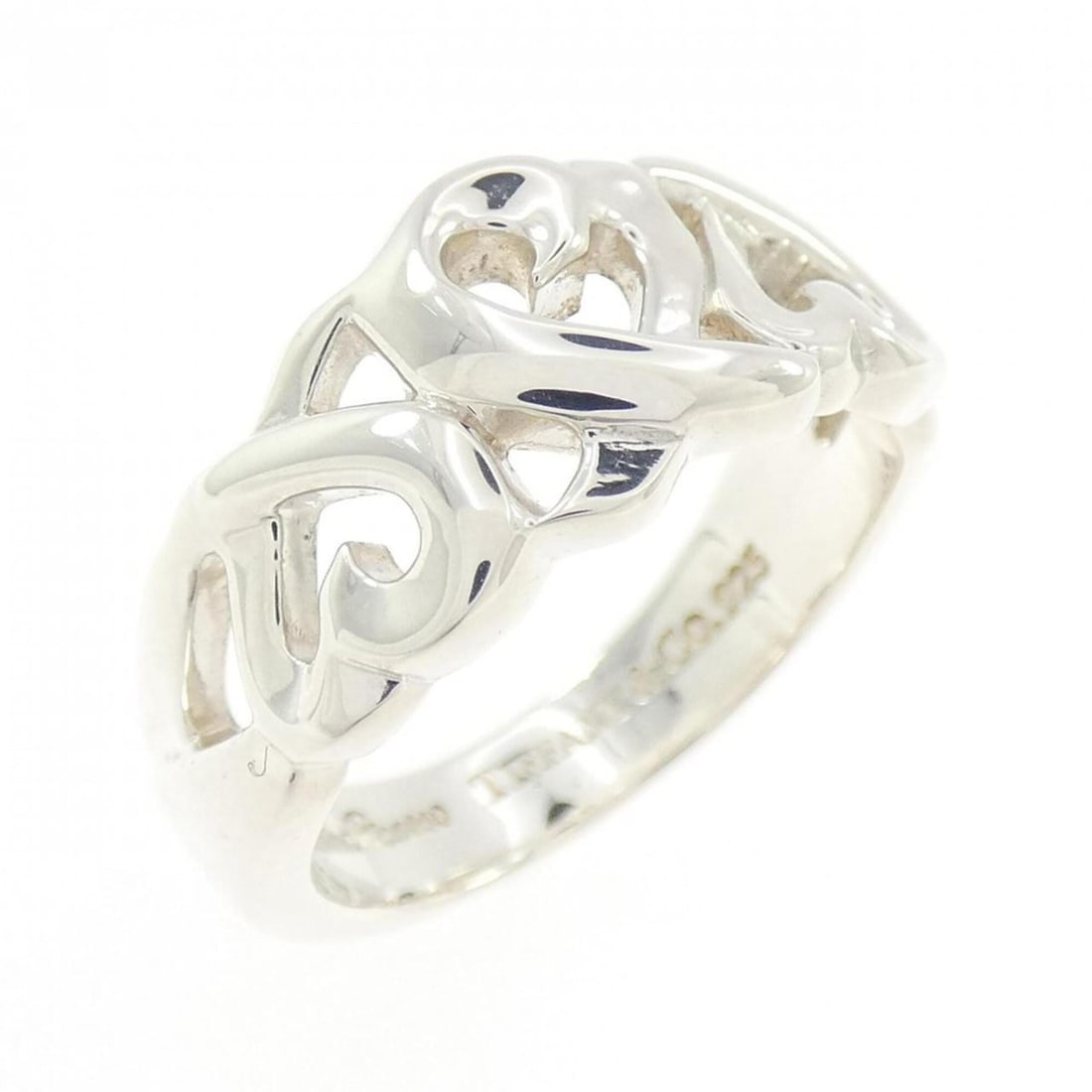 Tiffany Triple Loving Heart Ring: --- Catalog ---Category: SizeJP Size: 13US Size: 6.5Category: DesignType: Band ringColor: SilverGender: WomenMaterial: Silver 925Category: GeneralBrand: Tiffany--- Item List ---Section: