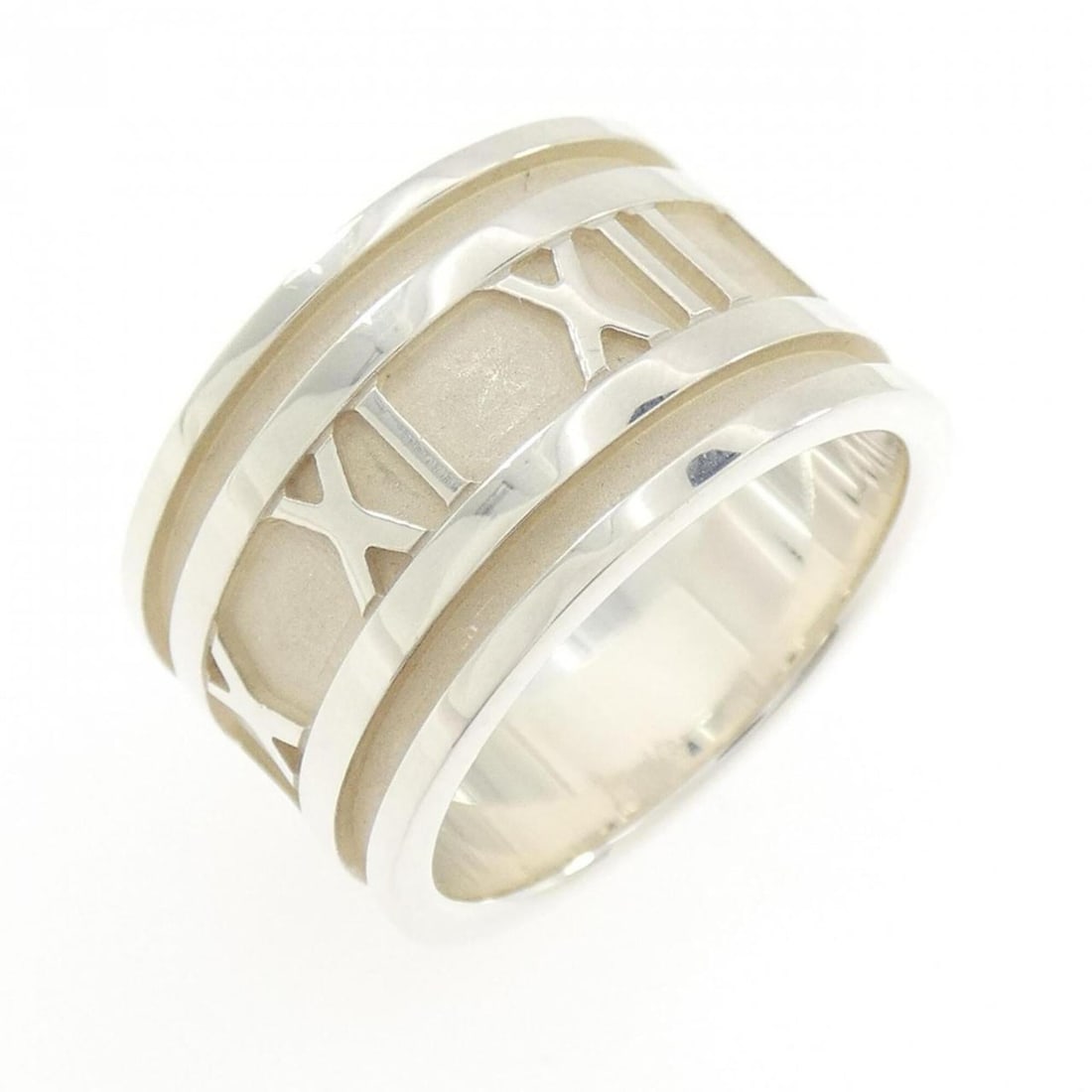 Tiffany Atlas Ring: --- Catalog ---Category: SizeJP Size: 12US Size: 6.5Category: DesignType: Band ringColor: SilverGender: WomenMaterial: Silver 925Category: GeneralBrand: Tiffany--- Item List ---Section: