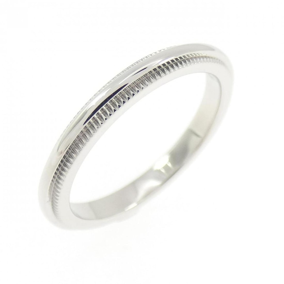 Tiffany & Co. Milgrain Ring: --- Catalog ---Category: SizeJP Size: 5.0US Size: 3.5Category: DesignType: Band ringGender: WomenMaterial: Platinum 950Category: GeneralBrand: Tiffany--- Item List ---Section: ConditionRanking: Rank