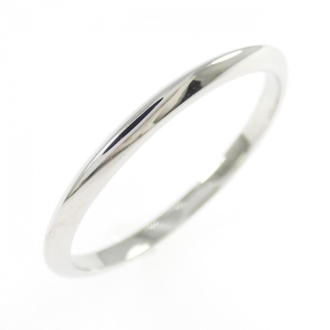 Tiffany Band Ring: --- Catalog ---Category: SizeJP Size: 8US Size: 16Category: DesignType: Band ringColor: PlatinumGender: Women,MenMaterial: Platinum 950Category: GeneralBrand: Tiffany--- Item List ---Section:
