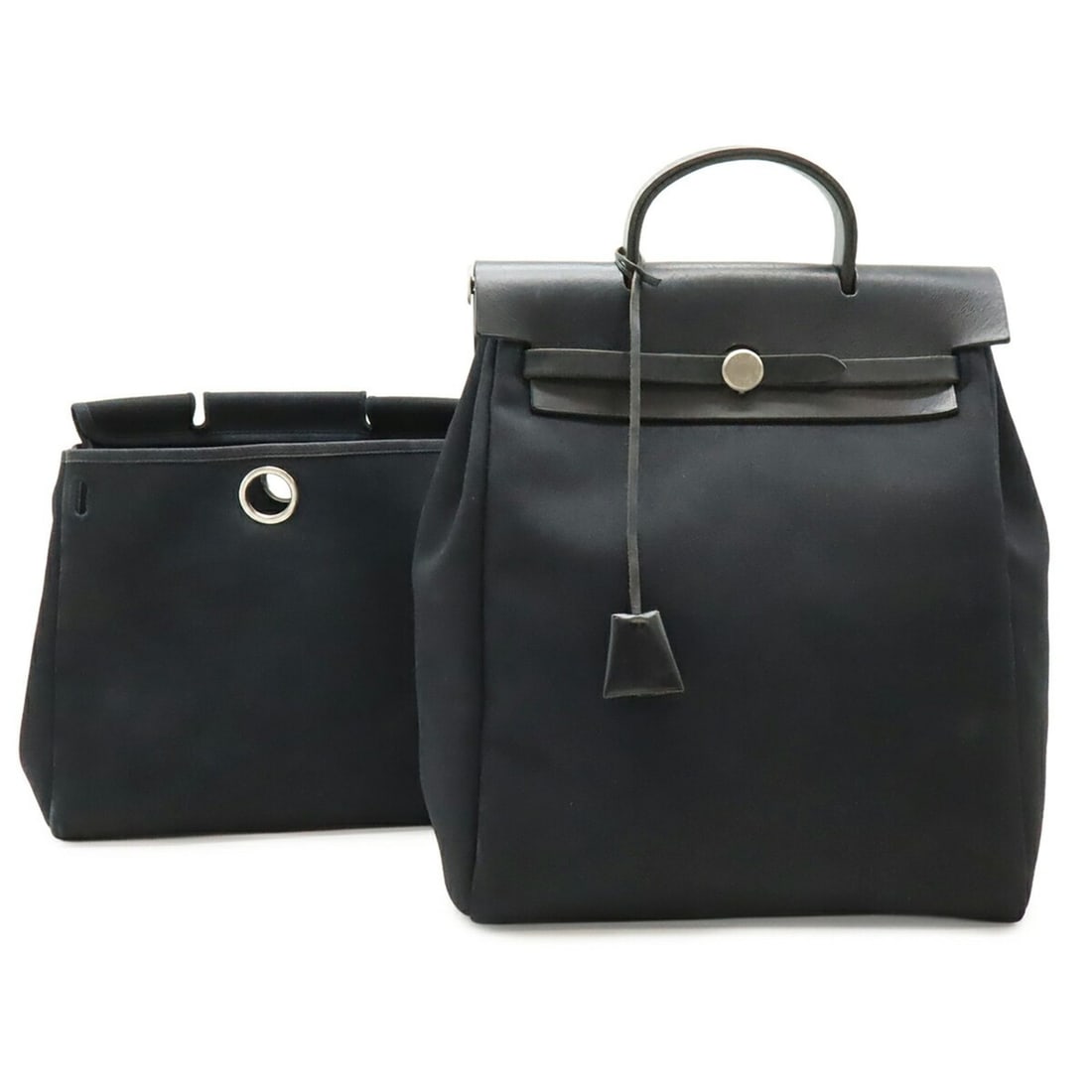 HERMES Herbag Ad PM Backpack Handbag Toile Officier Leather Black ?C Stamp: --- Catalog ---Category: SizeSize (HxWxD): 36cm x 28.5cm x 12cm / 14.17'' x 11.22'' x 4.72''Category: DesignType: Backpack, HandbagColor: BlackGender: WomenMaterial: Toile officier Category: GeneralBr