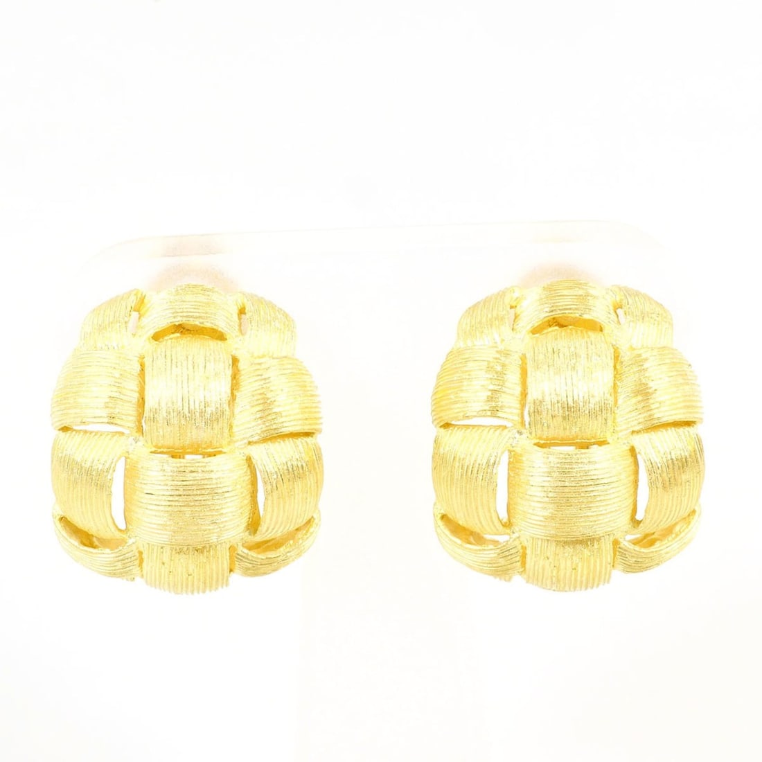 18K (18-karat) Yellow Gold Earrings, Total Weight 15.9g, Like New Condition. (1 of 10)