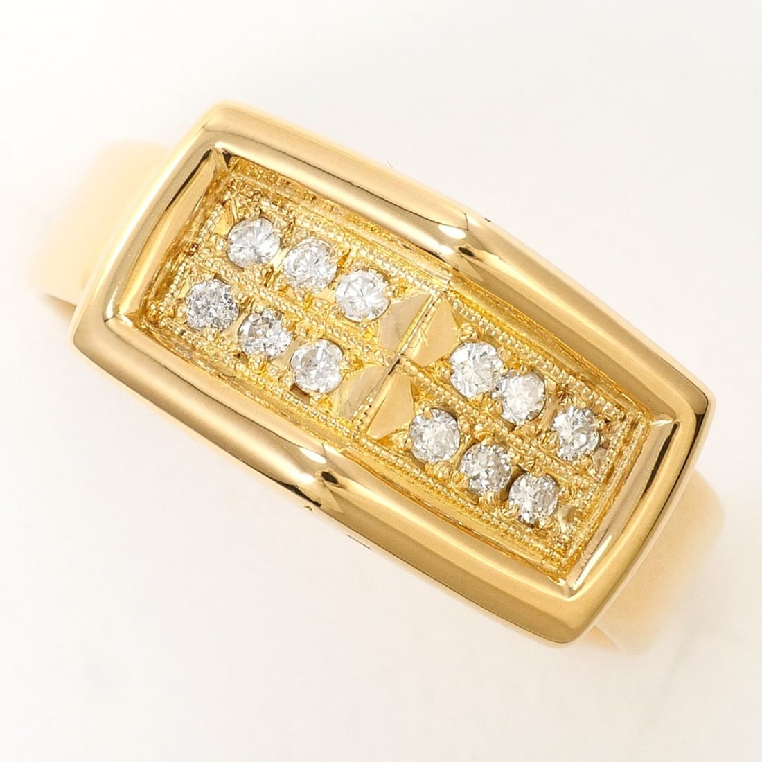 18K (18-karat) Yellow Gold Ring with 1 Diamond (0.12 ct), Certificate of Authenticity, Total Weight: --- Catalog ---Category: SizeWidth: 8mm / 0.31''Weight: 4.9g / 0.17oz.JP Size: 12.5US Size: 6.5Category: DesignType: Band ringColor: Yellow goldMetal: GoldStone: DiamondGender: WomenMaterial: Yellow g