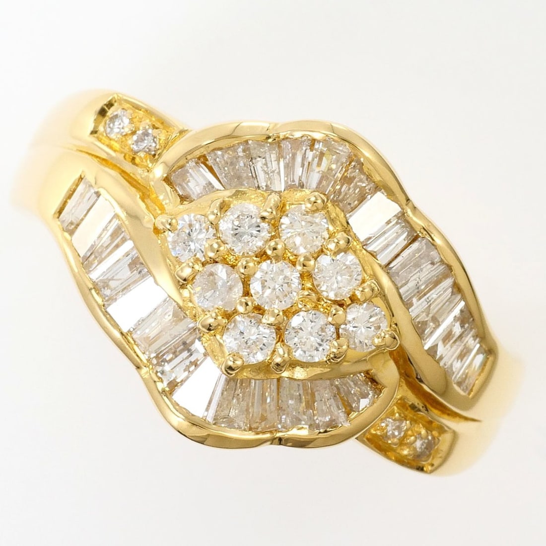 18K (18-karat) Yellow Gold Ring with 1 Diamond (1.00ct), Certificate of Authenticity, Total Weight: --- Catalog ---Category: SizeWidth: 13mm / 0.51''Weight: 5.2g / 0.18oz.JP Size: 14US Size: 7Category: DesignType: Band ringColor: Yellow goldMetal: GoldStone: DiamondGender: WomenMaterial: Yellow gold