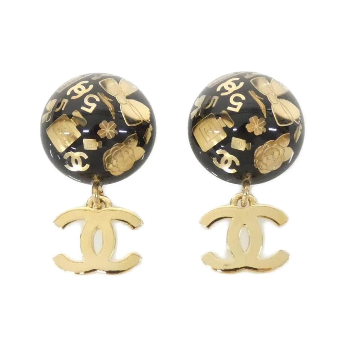 Chanel ABB573 Earrings: --- Catalog ---Category: SizeSize (HxWxD): 35.00mm x 20.00mm / 1.38'' x 0.79''Category: DesignType: Stud earringsColor: Black, GoldGender: WomenCategory: GeneralMPN: ABB573Brand: Chanel--- Item List