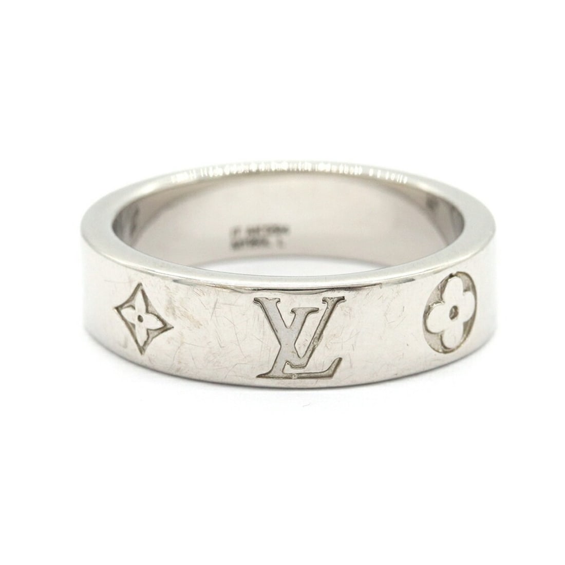Louis Vuitton Ring LV Mosaic Thin M1180L Silver Metal L Size Men's LOUIS VUITTON: --- Catalog ---Category: SizeJP Size: 21US Size: 10Category: DesignColor: SilverGender: MenMaterial: MetalCategory: GeneralMPN: M1180LBrand: Louis Vuitton--- Item List ---Section: ConditionRanking: Ra