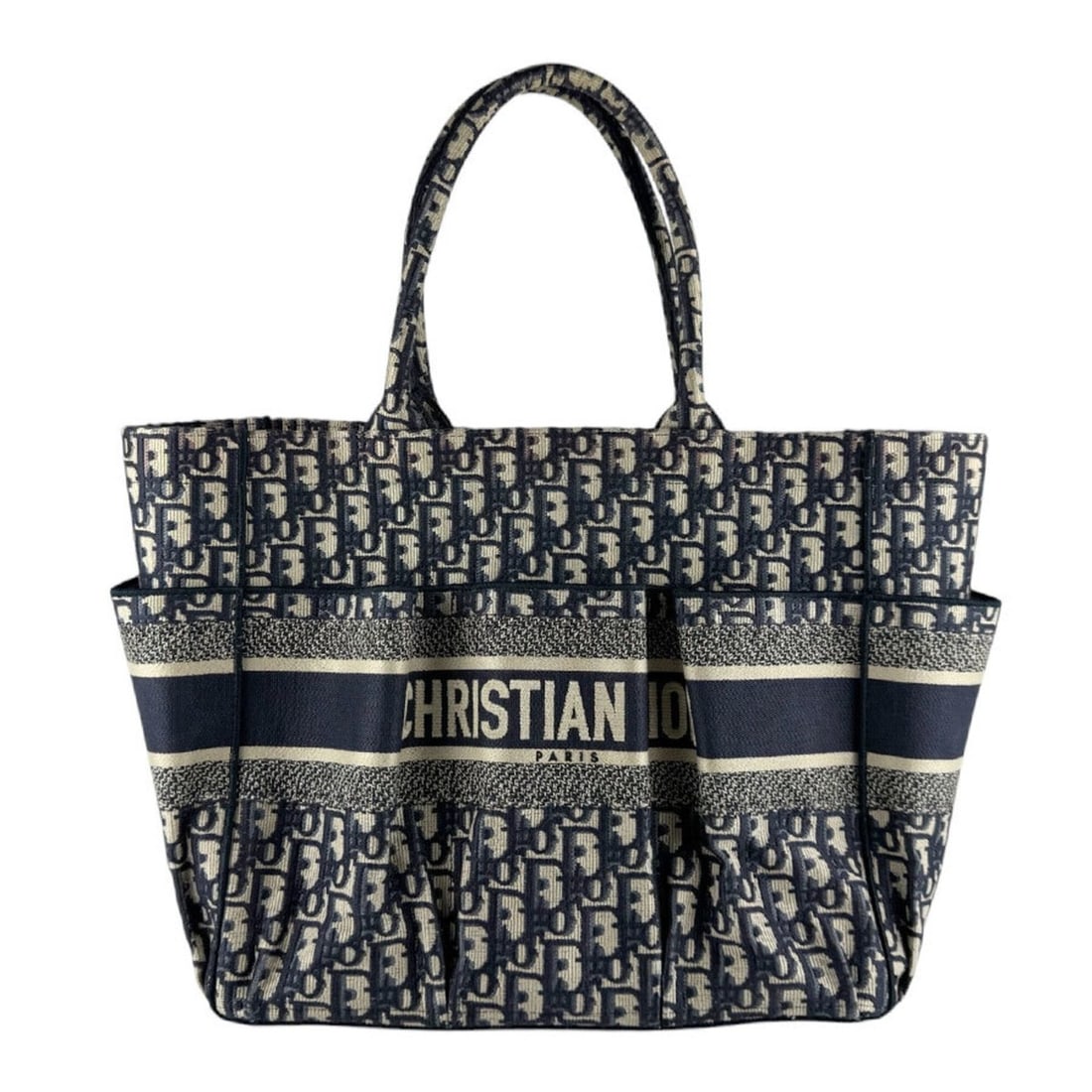 Christian Dior handbag, Catherine, oblique canvas, navy, for men and women, z10180: --- Catalog ---Category: SizeSize (HxWxD): 30cm x 34cm x 17cm / 11.81'' x 13.38'' x 6.69''Category: DesignType: HandbagColor: NavyGender: Men,WomenMaterial: Canvas Category: GeneralBrand: Christian Di