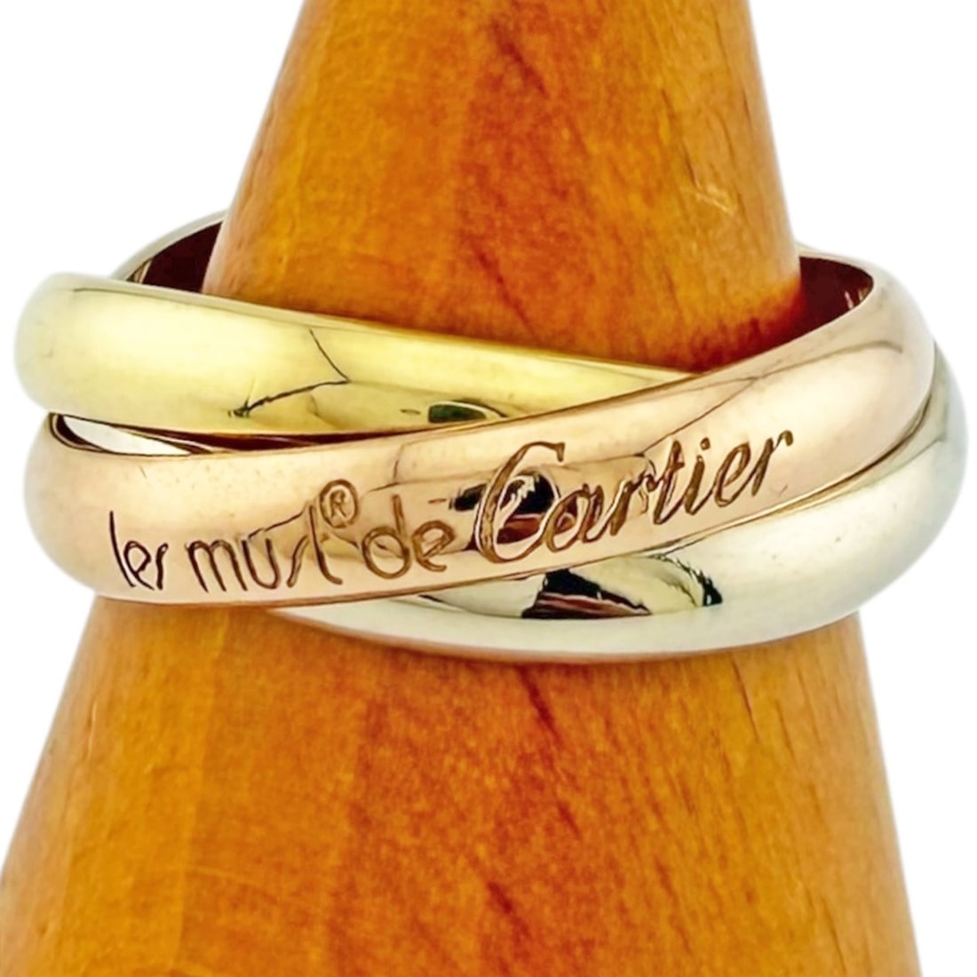 Cartier Trinity Ring, 1, 18K Yellow Gold, Women's CARTIER: --- Catalog ---Category: PackNumber in Pack: 1Category: SizeWeight: 8.9g / 0.31oz.JP Size: 15US Size: 7.5Category: DesignType: Band ringColor: Gold, Pink gold, SilverGender: WomenHandmade: YesMaterial