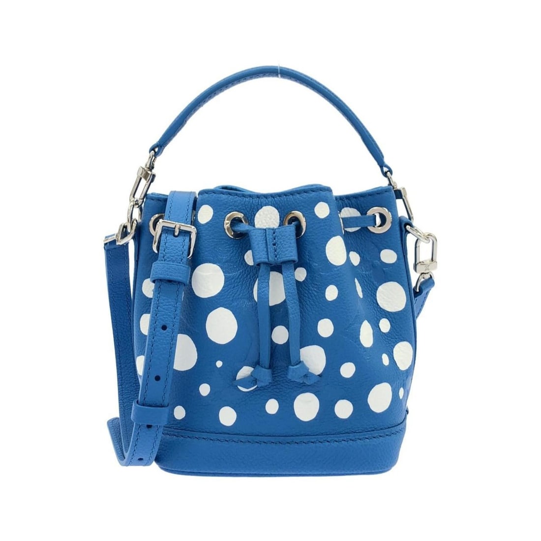 Louis Vuitton Monogram Empreinte (LV X YK) Nano Noe M81985 Shoulder Bag: --- Catalog ---Category: SizeSize (HxWxD): 15cm x 15cm x 10cm / 5.9'' x 5.9'' x 3.93''Category: DesignType: Shoulder bagColor: Blanc, BlueGender: Men,WomenMaterial: Leather Hardware Color: SilverLeath