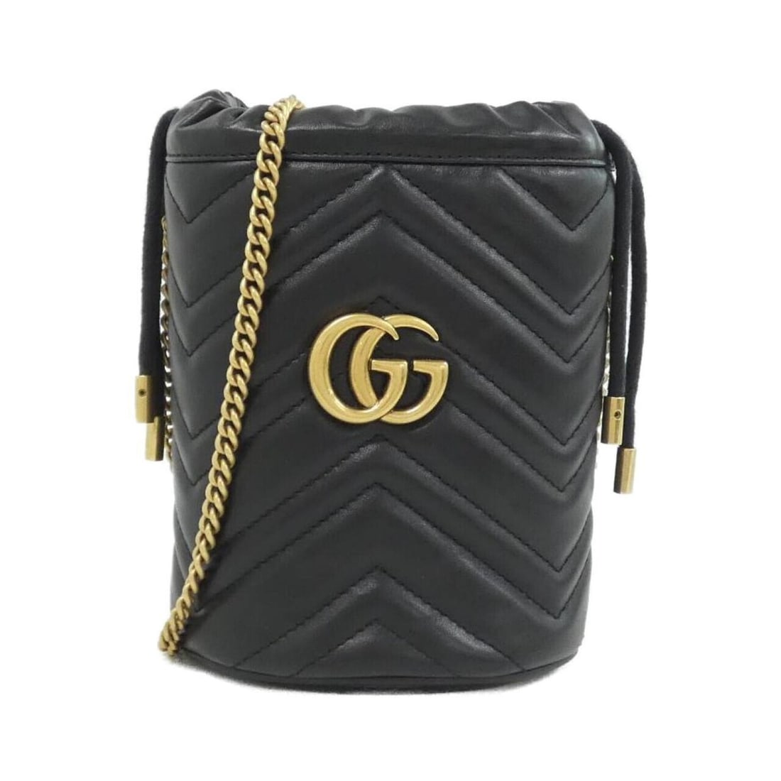 Gucci GG Marmont 575163 DTDRT Shoulder Bag: --- Catalog ---Category: SizeSize (HxWxD): 18cm x 13cm x 11cm / 7.08'' x 5.11'' x 4.33''Category: DesignType: Shoulder bagColor: BlackGender: WomenMaterial: Quilting , Leather Hardware Color: