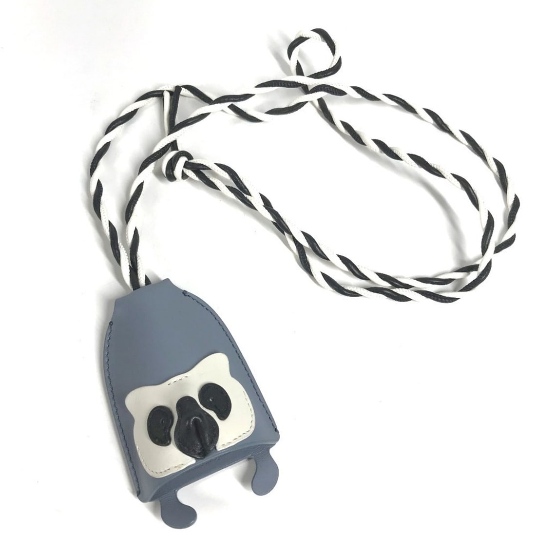 LOEWE C880232X08 Suna Fujita Collaboration Clochette Raccoon Animal Charm Accessory Bag Keychain: --- Catalog ---Category: DesignType: KeyringColor: BlueGender: Men,WomenMaterial: LeatherCategory: GeneralBrand: Loewe--- Item List ---Section: ConditionRanking: Rank A Used - A few traces of usage, s