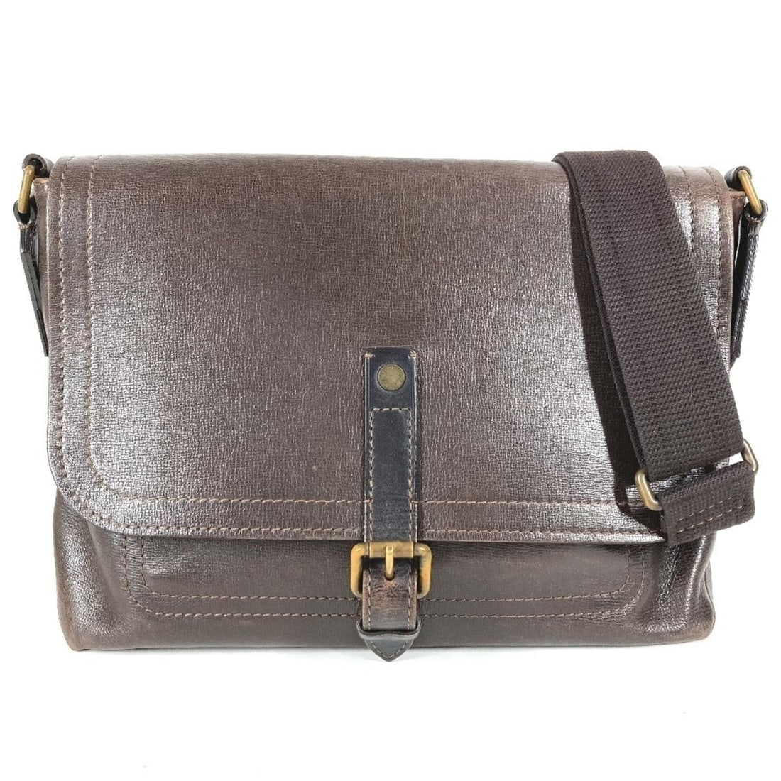 LOUIS VUITTON M92994 Utah Ohama Messenger Bag Flap Shoulder Leather Men's Cafe Brown: --- Catalog ---Category: SizeSize (HxWxD): 26cm x 35.5cm x 10cm / 10.23'' x 13.97'' x 3.93''Category: DesignType: Messenger bag, Shoulder bagColor: Brown, CoffeeGender: MenMaterial: Utah leather , Lea