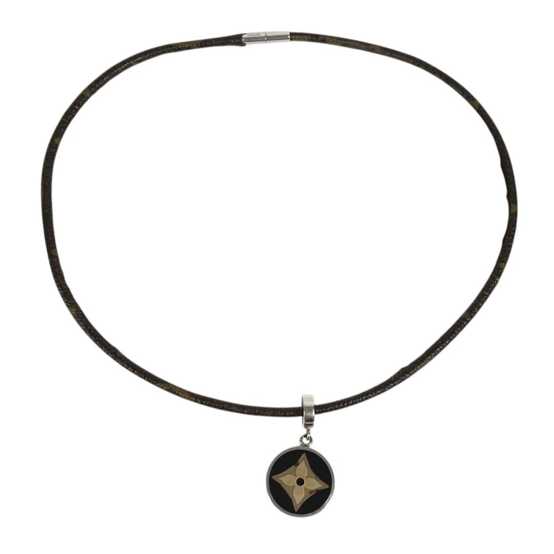 LOUIS VUITTON M65495 Monogram Pendant Fleur Choker Accessory Necklace Canvas Men's Women's Brown: --- Catalog ---Category: SizeNeck Circumference: 45 cm / 17.71''Category: DesignColor: BrownGender: Men,WomenMaterial: Canvas, MonogramNecklace Type: ChokerCategory: GeneralMPN: M65495Brand: Louis Vui