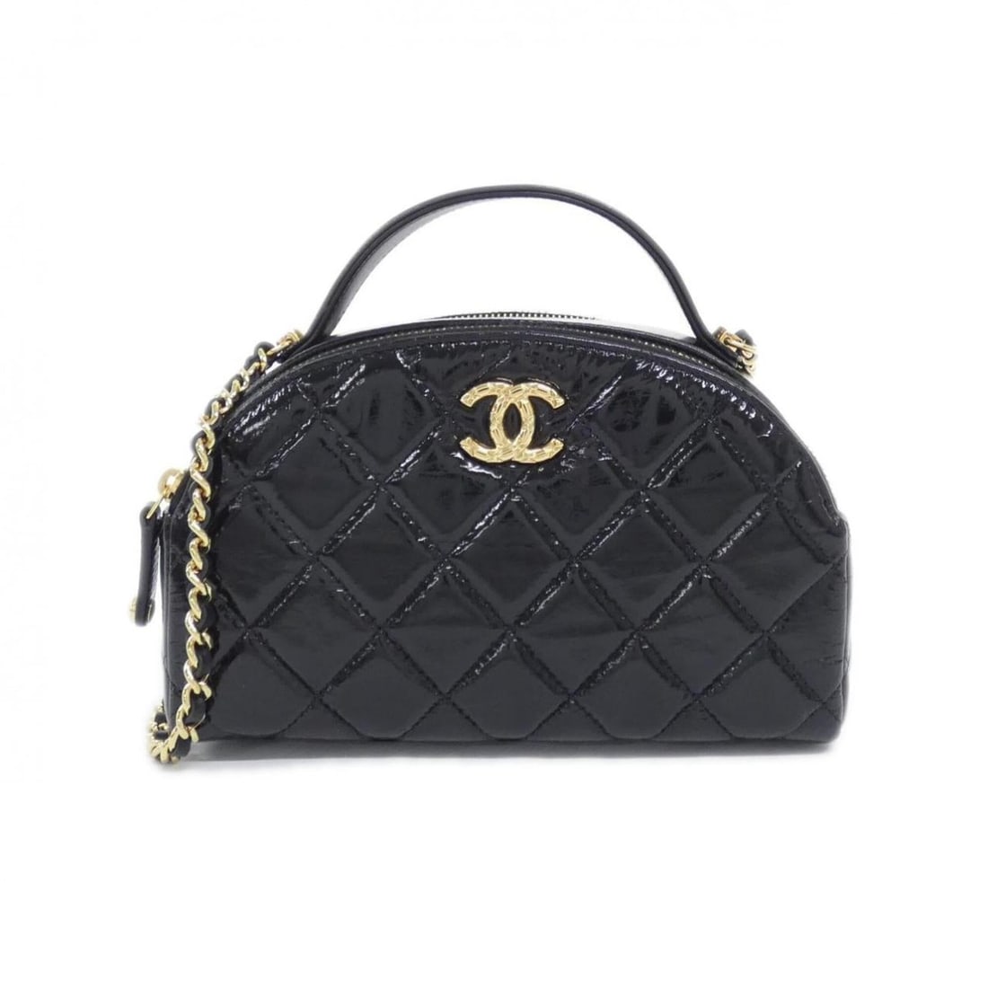 Chanel AP3587 Shoulder Bag: --- Catalog ---Category: SizeSize (HxWxD): 12cm x 19cm x 7cm / 4.72'' x 7.48'' x 2.75''Category: DesignType: Shoulder bagColor: BlackGender: WomenMaterial: Leather Hardware Color: GoldLeather/Fur Type