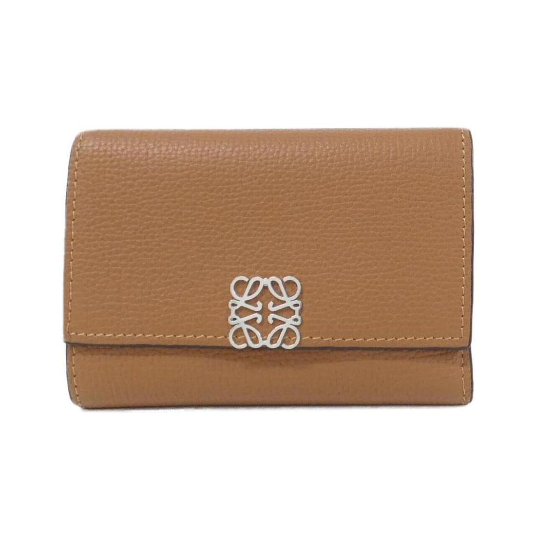 Loewe Anagram Small Vertical Wallet C821S33X01: --- Catalog ---Category: SizeSize (HxWxD): 8.5cm x 12cm x 1.5cm / 3.34'' x 4.72'' x 0.59''Category: DesignType: Card walletColor: BrownGender: WomenMaterial: Leather Leather/Fur Type: CalfskinCategory