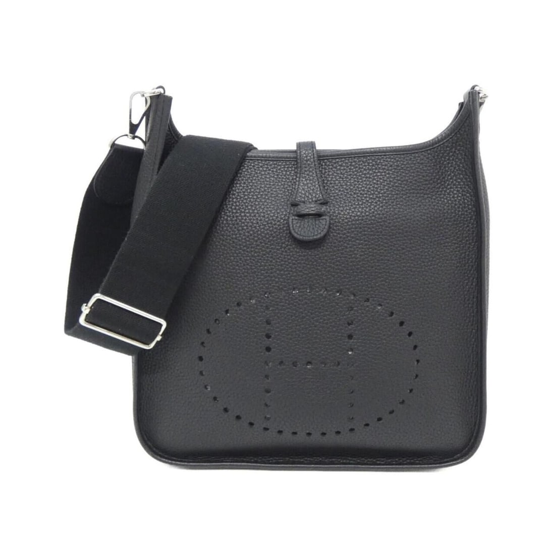 Hermes Evelyne 3 PM 056277CK Shoulder Bag: --- Catalog ---Category: SizeSize (HxWxD): 29cm x 28cm x 8cm / 11.41'' x 11.02'' x 3.14''Category: DesignType: Shoulder bagColor: BlackGender: WomenMaterial: Taurillon clemence leather Category: