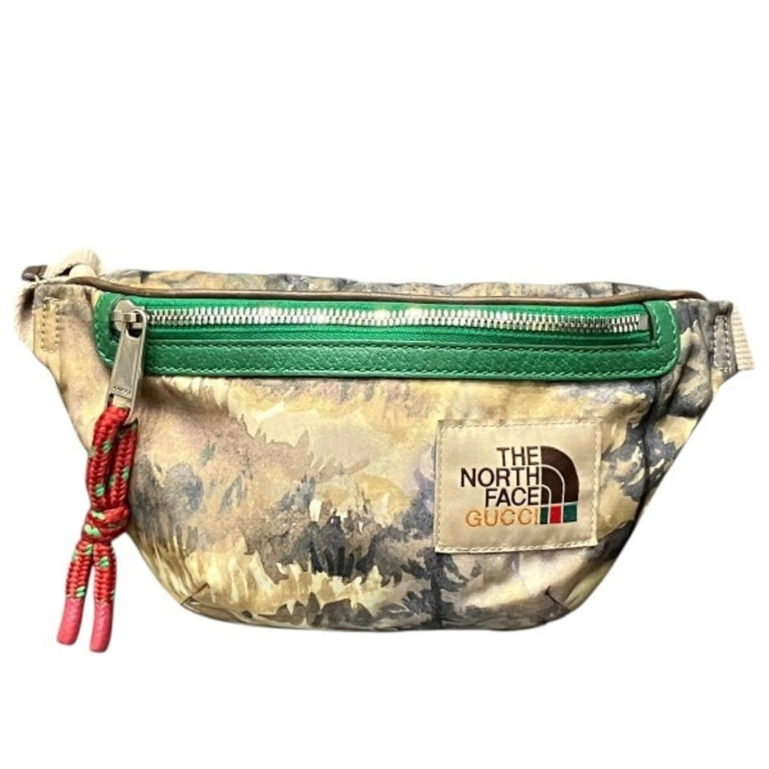 Gucci x The North Face Waist Pouch 650299 Handbag Body Bag Men's: --- Catalog ---Category: SizeSize (HxWxD): 12cm x 25cm x 4cm / 4.72'' x 9.84'' x 1.57''Strap Length: 65cm - 106cm / 25.59'' - 41.73''Category: DesignType: Fanny packColor: Beige, GreenGender: MenMater
