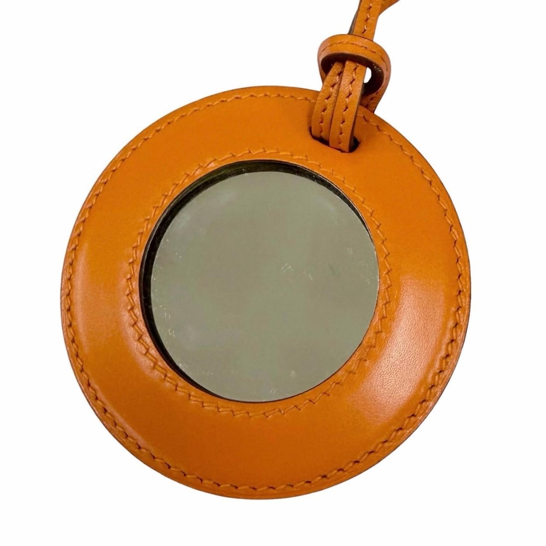 HERMES Vintage In-the-Pocket Magnifying Glass Necklace, Leather, Mirror Orange, Women's, with Dust: --- Catalog ---Category: SizePendant Size: 75mm / 2.95''Neck Circumference: 40 cm / 15.74''Category: DesignColor: OrangeGender: WomenMaterial: LeatherNecklace Type: NecklaceCategory: GeneralBrand: Her