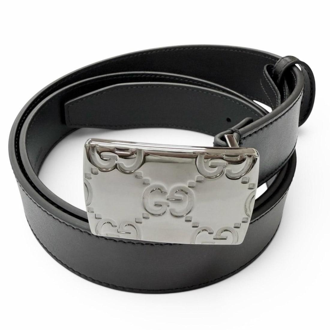 GUCCI 838748 GG Logo Square Buckle Leather Belt, Black/Silver, Size 90 36, Made in Italy,: --- Catalog ---Category: SizeLength: 82cm - 92cm / 32.28'' - 36.22''Category: DesignType: Standard beltColor: Black, SilverGender: WomenMaterial (Strap): Leather Category: GeneralMPN: 838748Brand: Guc