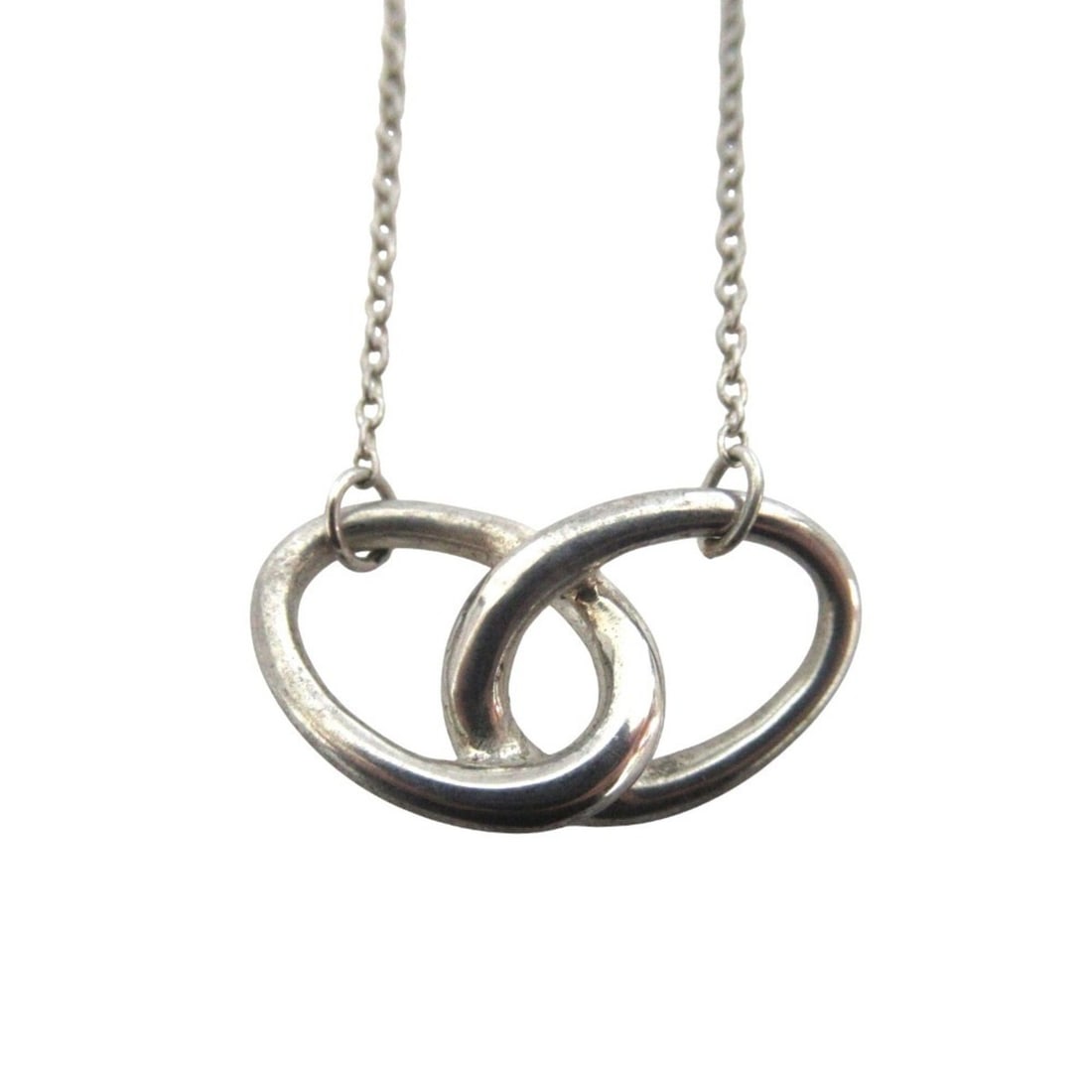 Tiffany & Co. Elsa Peretti Double Loop Necklace Pendant, 925 Sterling Silver, Women's: --- Catalog ---Category: SizePendant Size: 10mm x 20mm / 0.39'' x 0.78''Neck Circumference: 40.5 cm / 15.94''Category: DesignColor: SilverGender: WomenMaterial: Silver 925Pendant Type: PendantNecklace