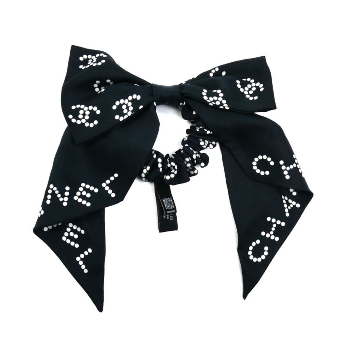 CHANEL Silk Scrunchie with Coco Mark Hair Accessory AAA706 (Women's): --- Catalog ---Category: SizeSize (LxW): 2.29cm x 1.8cm / 0.9'' x 0.7''Category: DesignType: ScrunchieColor: Black, WhiteGender: WomenCategory: GeneralMPN: AAA706Brand: ChanelCountry of Origin: France