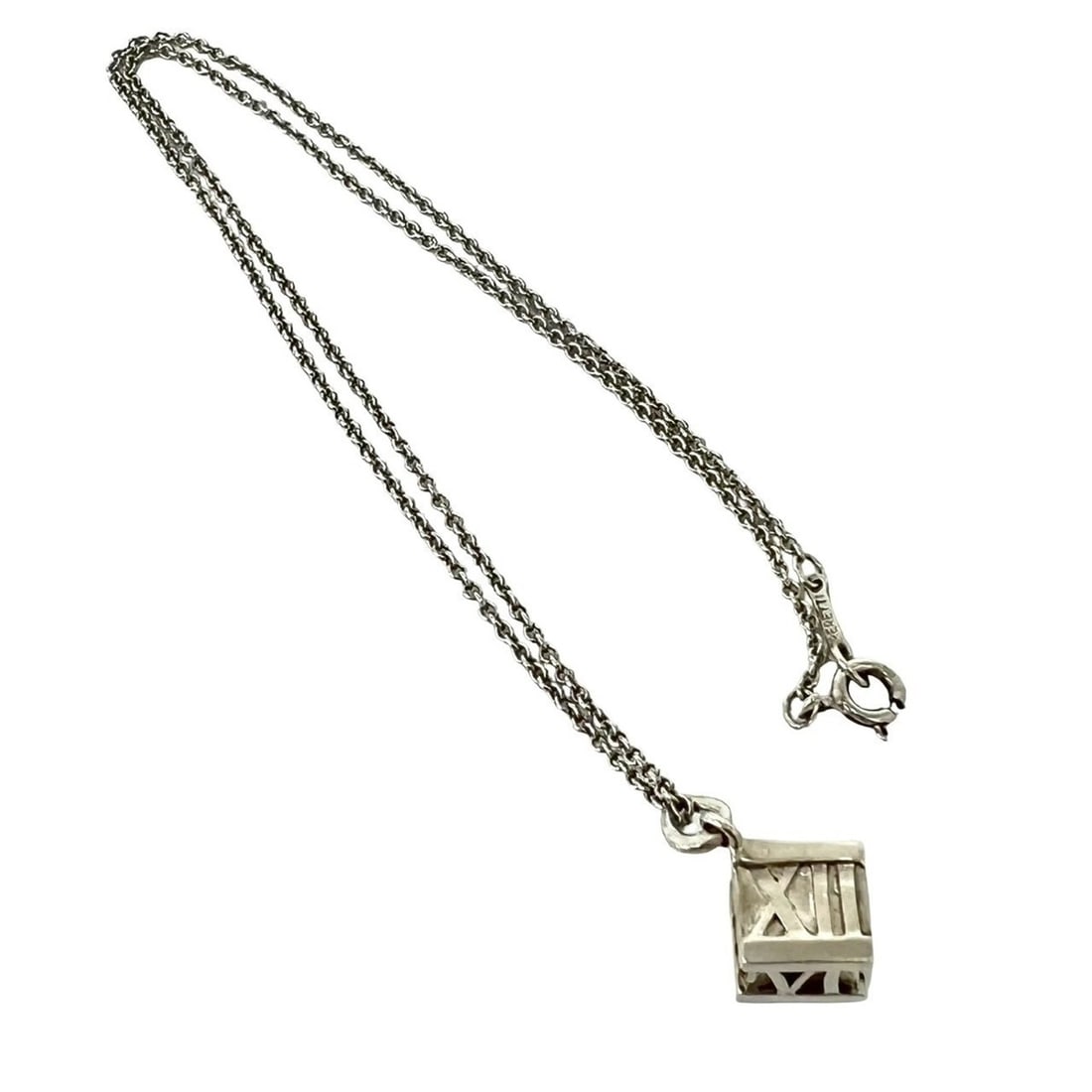 TIFFANY&Co. Tiffany Vintage Atlas Cube Necklace, Sterling Silver 925, Accessory, 60160: --- Catalog ---Category: SizePendant Size: 8mm x 8mm / 0.31'' x 0.31''Neck Circumference: 41.6 cm / 16.37''Category: DesignColor: SilverGender: WomenMaterial: Silver 925Necklace Type: NecklaceCategory