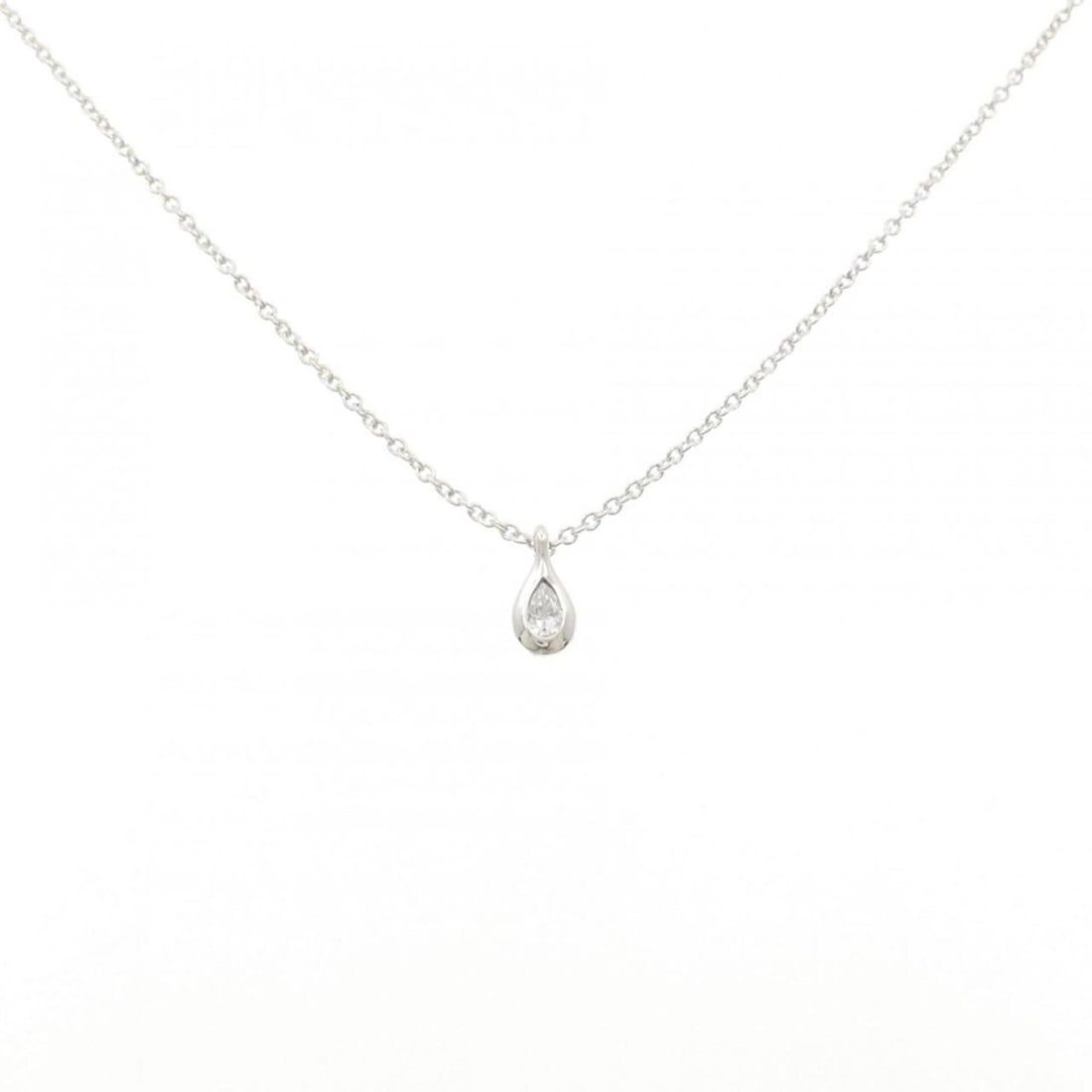 Tiffany & Co. By the Yard Necklace: --- Catalog ---Category: SizePendant Size: 8.1mm x 3.9mm / 0.31'' x 0.15''Neck Circumference: 40 cm / 15.74''Category: DesignStone: DiamondGender: WomenMaterial: Silver 925Pendant Type: