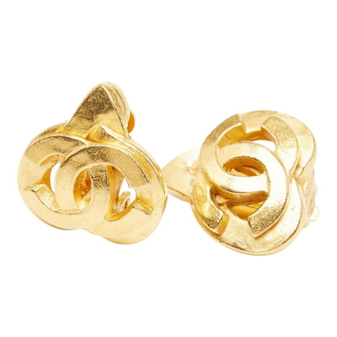 Chanel Coco Mark Heart Motif Earrings, Gold Plated, Women's CHANEL: --- Catalog ---Category: SizeStone Size (HxW): 19.20mm x 18.50mm / 0.76'' x 0.73''Category: DesignColor: GoldGender: WomenCategory: GeneralBrand: Chanel--- Item List ---Section: ConditionRanking: