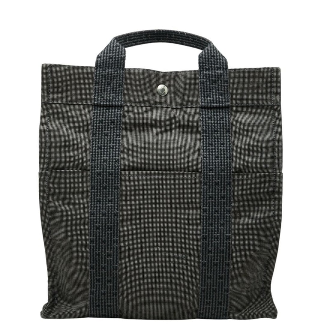 Hermes Herline Ad MM Backpack/Handbag, 2-Way, Gray Canvas, Women's: --- Catalog ---Category: SizeSize (HxWxD): 34cm x 32cm x 12cm / 13.38'' x 12.59'' x 4.72''Category: DesignType: Backpack, HandbagColor: GrayGender: WomenMaterial: Canvas Category: GeneralBrand: Hermes