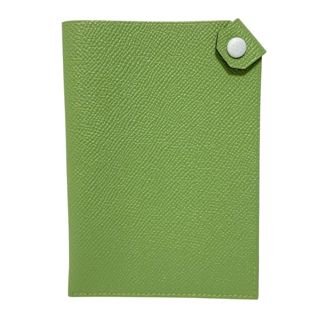 HERMES Tarmac PM Veau Epsom Passport Case, Y Stamp, Vert Cricket Green, Women's: --- Catalog ---Category: DesignType: Passport coverColor: GreenGender: WomenMaterial: Epsom leather Category: GeneralBrand: HermesCategory: Physical PropertiesSize (HxWxD): 14cm x 9.3cm / 5.51'' x 3.6