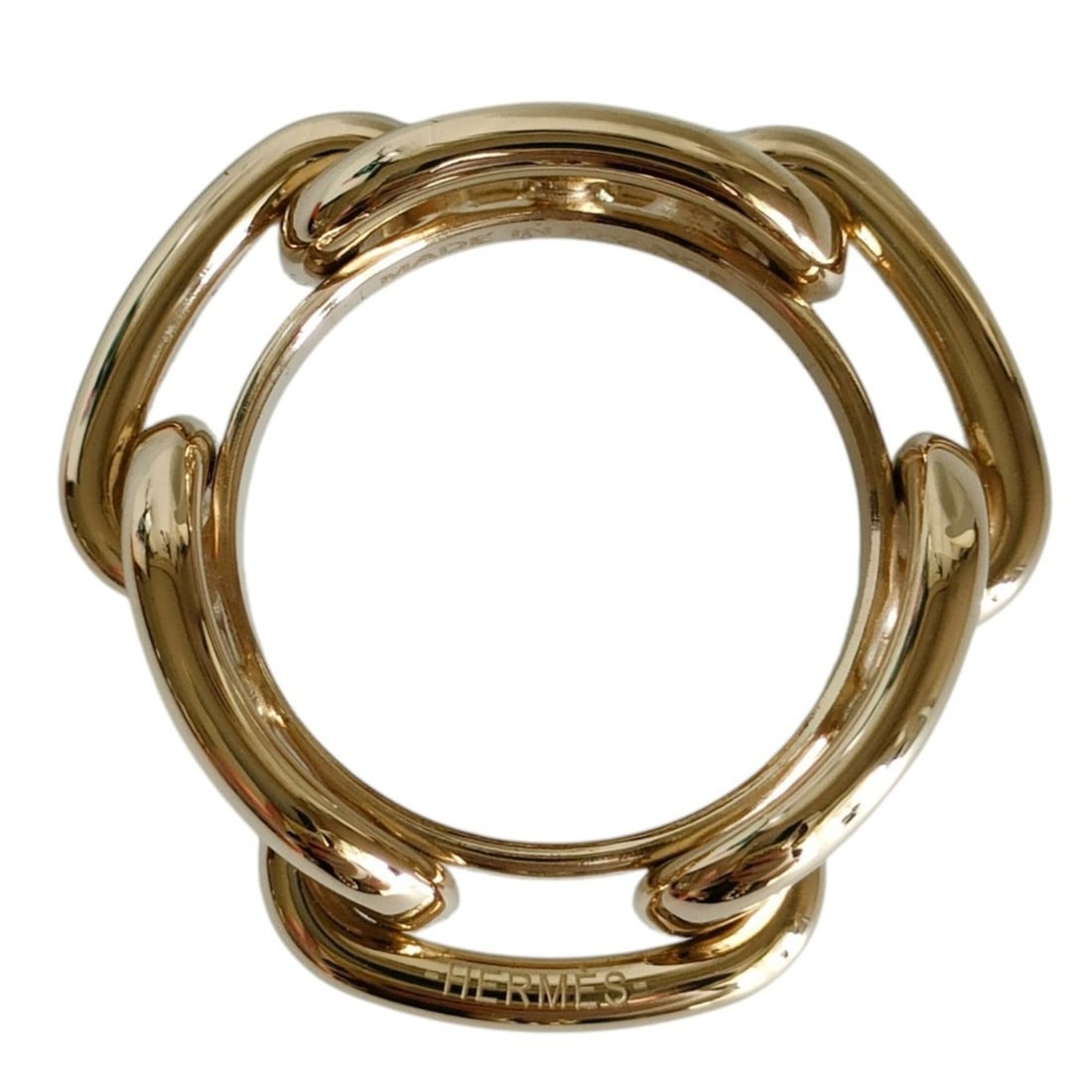 HERMES Lucadet Chaine d'Ancre Scarf Ring, Gold Color, with Box, Women's: --- Catalog ---Category: DesignType: Scarf ringColor: GoldGender: WomenCategory: GeneralBrand: Hermes--- Item List ---Section: ConditionRanking: Rank SA Used - Hardly any traces of usage nice item or 