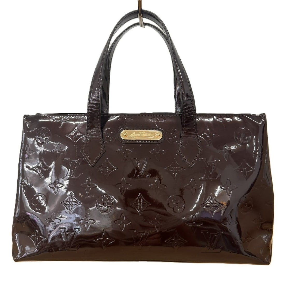 Louis Vuitton M93641 Wilshire PM Brown Vernis Bag: --- Catalog ---Category: SizeSize (HxWxD): 17.5cm x 30cm x 11cm / 6.88'' x 11.81'' x 4.33''Category: DesignType: HandbagColor: BrownGender: WomenMaterial: Vernis Category: GeneralLine: VernisBrand: Lo